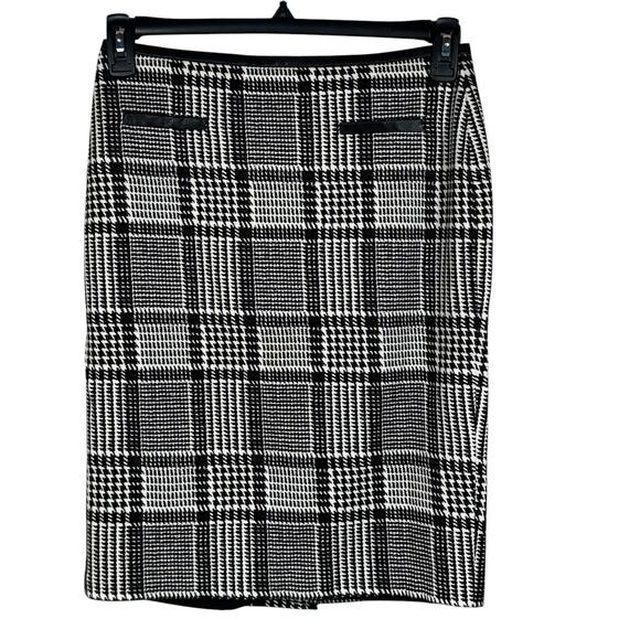 Talbots SZ 2 Pencil Skirt Glen Plaid Knee Length Lined Rear Slit Zip Closure New - Picture 1 of 8